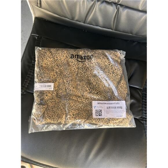 Amazon Essentials Women's Fluid Twill Tiered Fit and Flare Dress Small - Picture 2 of 2